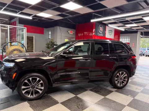 More photos of 2023 Jeep Grand Cherokee Overland 4x4 4dr SUV at Victory Motors Royal Oak, MI