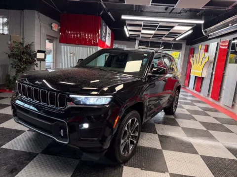 Another view of 2023 Jeep Grand Cherokee Overland 4x4 4dr SUV for sale in Royal Oak, MI at Victory Motors Royal Oak