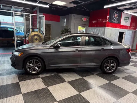 More photos of 2024 Volkswagen Jetta SE 4dr Sedan at Victory Motors Royal Oak, MI