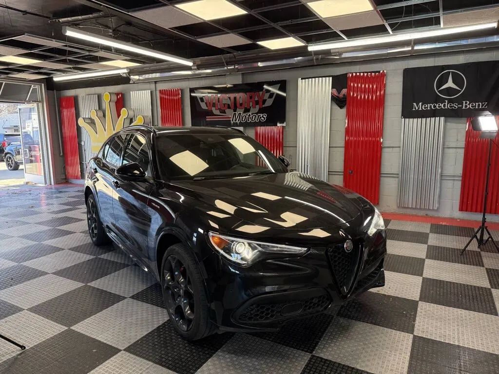 Black 2023 Alfa Romeo Stelvio Veloce AWD 4dr Crossover for sale in Royal Oak, MI