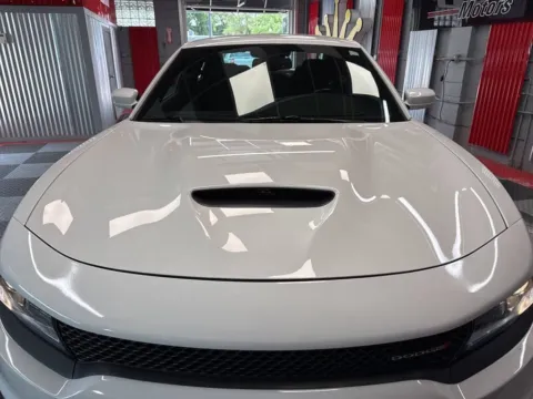 More photos of 2022 Dodge Charger R/T 4dr Sedan at Victory Motors Royal Oak, MI