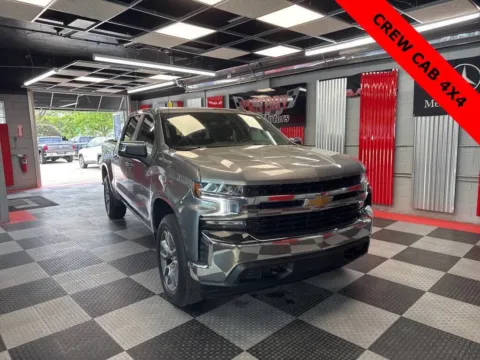 Gray 2022 Chevrolet Silverado 1500 Limited LT 4x4 4dr Crew Cab 5.8 ft. SB w/2FL for sale in Royal Oak, MI