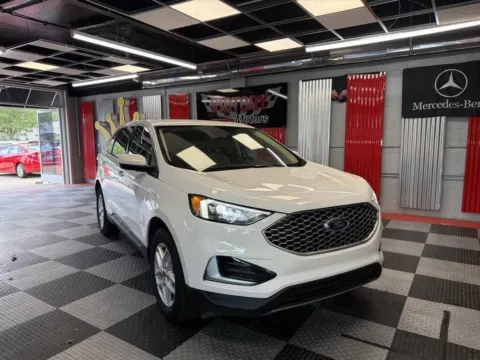 Photos of 2023 Ford Edge SEL AWD 4dr Crossover for sale in Royal Oak, MI at Victory Motors Royal Oak