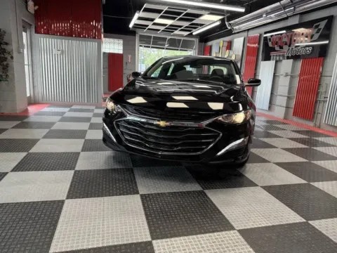 More photos of 2025 Chevrolet Malibu LT 4dr Sedan w/1LT at Victory Motors Royal Oak, MI