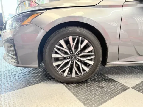 More photos of 2023 Nissan Altima 2.5 SV 4dr Sedan at Victory Motors Royal Oak, MI
