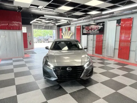 Photos of 2023 Nissan Altima 2.5 SV 4dr Sedan for sale in Royal Oak, MI at Victory Motors Royal Oak