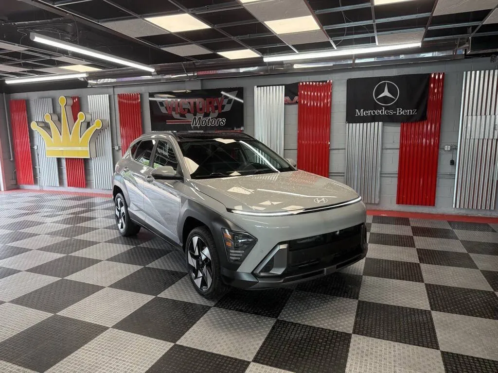 Gray 2024 Hyundai Kona Limited AWD 4dr Crossover for sale in Royal Oak, MI