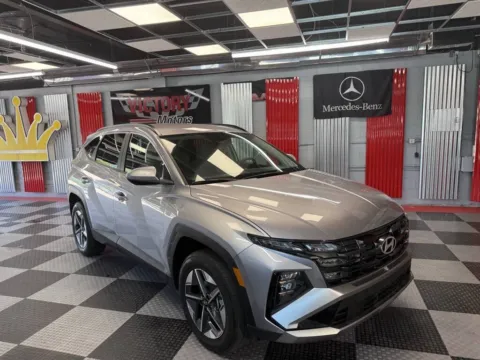 Silver 2025 Hyundai Tucson SEL AWD 4dr SUV for sale in Royal Oak, MI