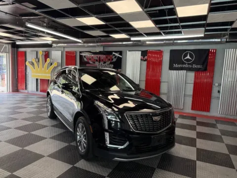 Photos of 2021 Cadillac XT5 Premium Luxury 4x4 4dr SUV for sale in Royal Oak, MI at Victory Motors Royal Oak