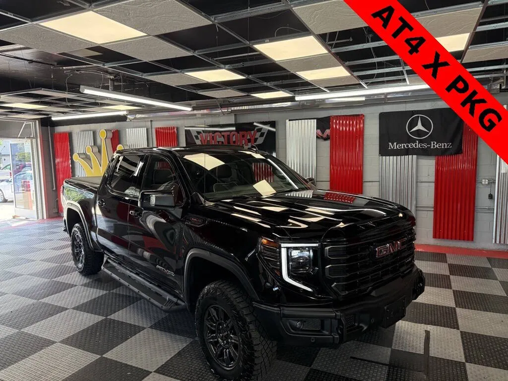 Black 2024 GMC Sierra 1500 AT4X 4x4 4dr Crew Cab 5.8 ft. SB for sale in Royal Oak, MI