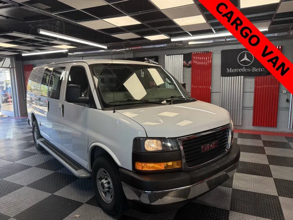 White 2023 GMC Savana 2500 3dr Cargo Van for sale in Royal Oak, MI