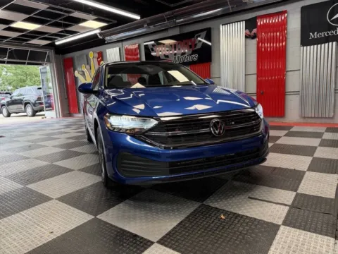 Another view of 2024 Volkswagen Jetta SE 4dr Sedan for sale in Royal Oak, MI at Victory Motors Royal Oak