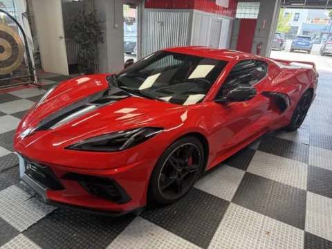 More photos of 2021 Chevrolet Corvette Stingray 2dr Coupe w/2LT at Victory Motors Royal Oak, MI