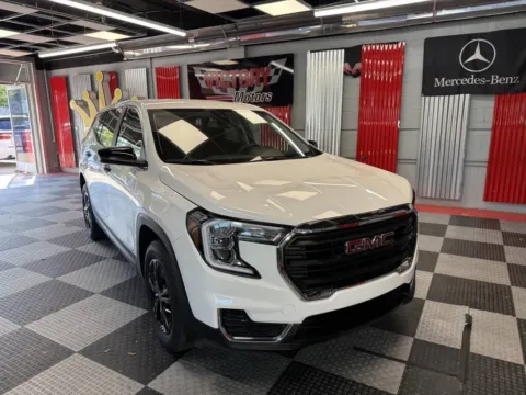 Photos of 2024 GMC Terrain SLE AWD 4dr SUV for sale in Royal Oak, MI at Victory Motors Royal Oak