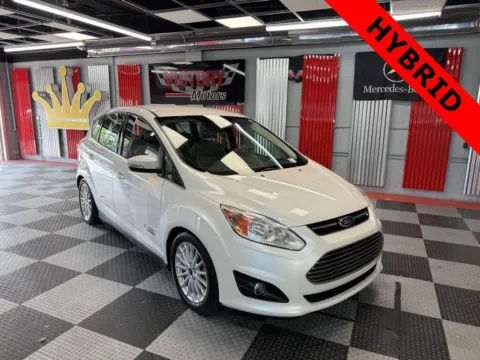 White 2016 Ford C-MAX Energi SEL 4dr Wagon for sale in Royal Oak, MI