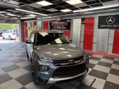 Another view of 2022 Chevrolet TrailBlazer LT 4x4 4dr SUV for sale in Royal Oak, MI at Victory Motors Royal Oak