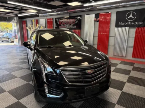 Photos of 2017 Cadillac XT5 Luxury 4dr SUV for sale in Royal Oak, MI at Victory Motors Royal Oak