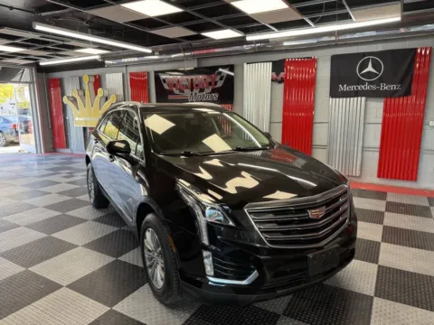 Black 2017 Cadillac XT5 Luxury 4dr SUV for sale in Royal Oak, MI