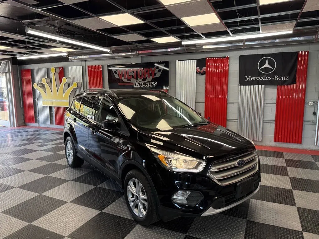 Black 2019 Ford Escape SEL AWD 4dr SUV for sale in Royal Oak, MI