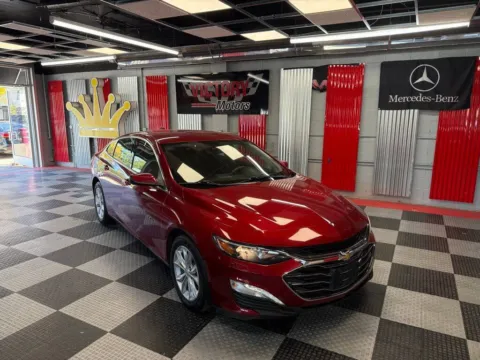 Red 2023 Chevrolet Malibu LT 4dr Sedan w/1LT for sale in Royal Oak, MI