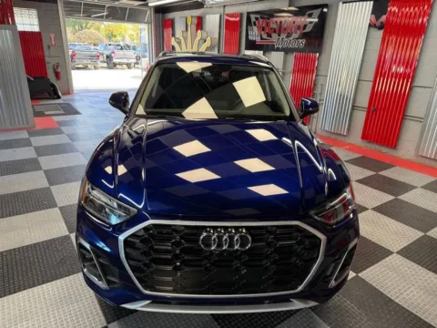 Photos of 2024 Audi Q5 quattro S line Prem Plus 45 TFSI AWD Premium 4dr S for sale in Royal Oak, MI at Victory Motors Royal Oak