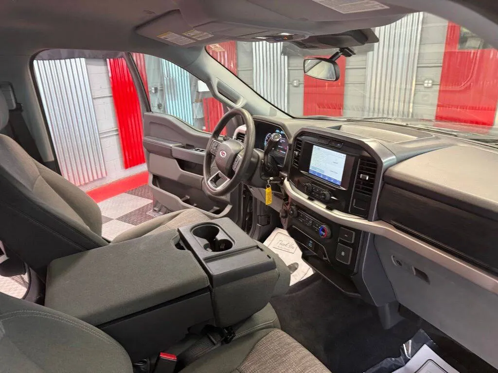 2023 Ford F-150 XLT - Photo 41