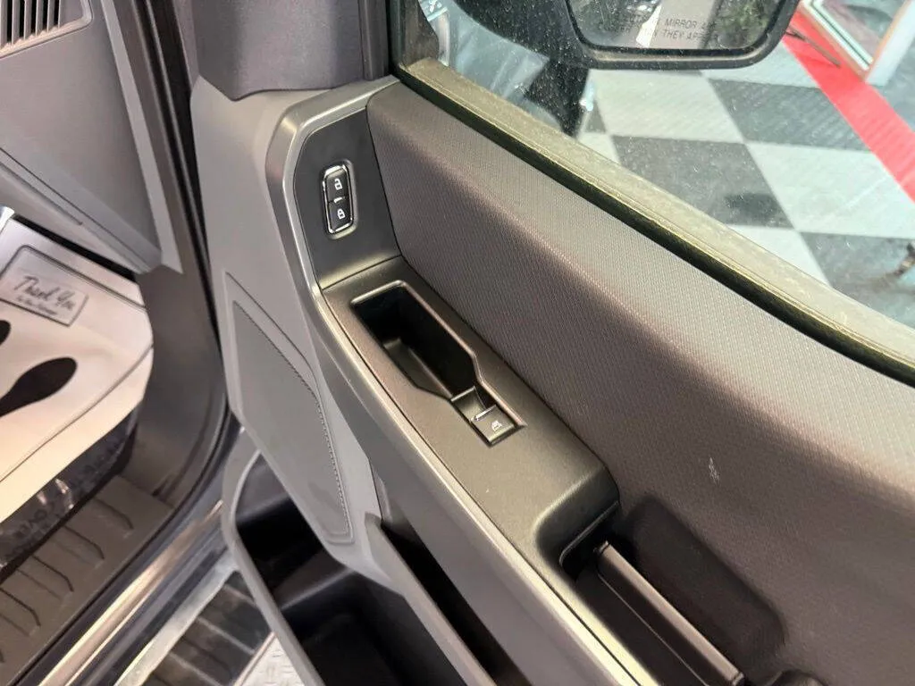 2023 Ford F-150 XLT - Photo 38