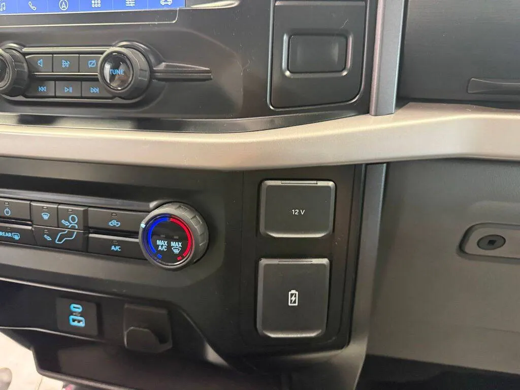 2023 Ford F-150 XLT - Photo 25