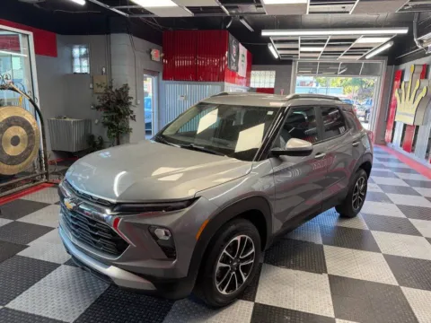 Another view of 2025 Chevrolet TrailBlazer LT 4x4 4dr SUV for sale in Royal Oak, MI at Victory Motors Royal Oak