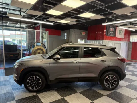 More photos of 2025 Chevrolet TrailBlazer LT 4x4 4dr SUV at Victory Motors Royal Oak, MI