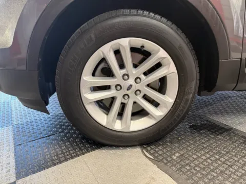 More photos of 2015 Ford Explorer XLT AWD 4dr SUV at Victory Motors Royal Oak, MI