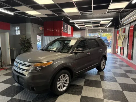 More photos of 2015 Ford Explorer XLT AWD 4dr SUV at Victory Motors Royal Oak, MI