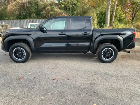 More photos of 2024 TOYOTA TACOMA TRD OFF ROAD DOUBLE CAB 5 at Cherokee Mitsubishi, GA