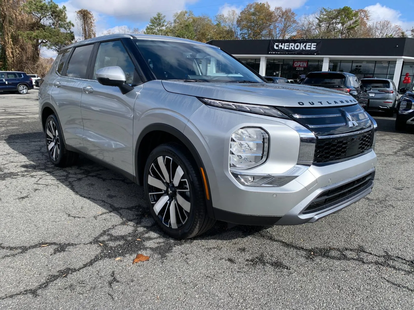Silver 2025 Mitsubishi Outlander SE for sale in Canton, GA