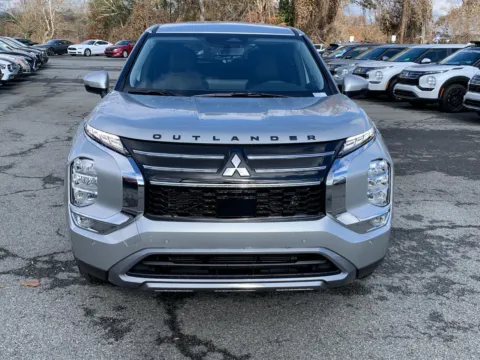 More photos of 2025 Mitsubishi Outlander SE at Cherokee Mitsubishi, GA
