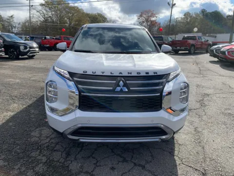 More photos of 2025 Mitsubishi Outlander SE at Cherokee Mitsubishi, GA