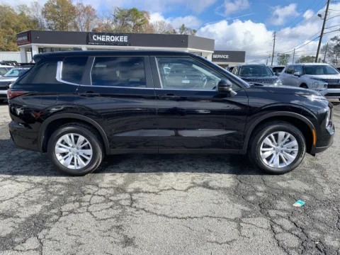 Photos of 2025 Mitsubishi Outlander ES for sale in Canton, GA at Cherokee Mitsubishi