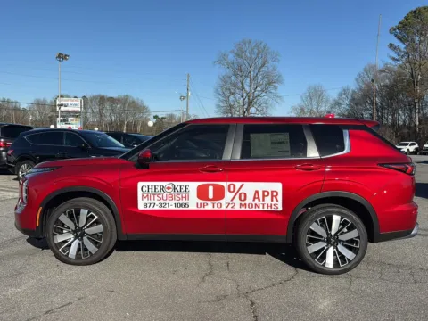Photos of 2025 Mitsubishi Outlander SE for sale in Canton, GA at Cherokee Mitsubishi