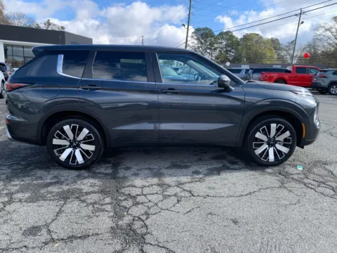 Photos of 2025 Mitsubishi Outlander SE for sale in Canton, GA at Cherokee Mitsubishi