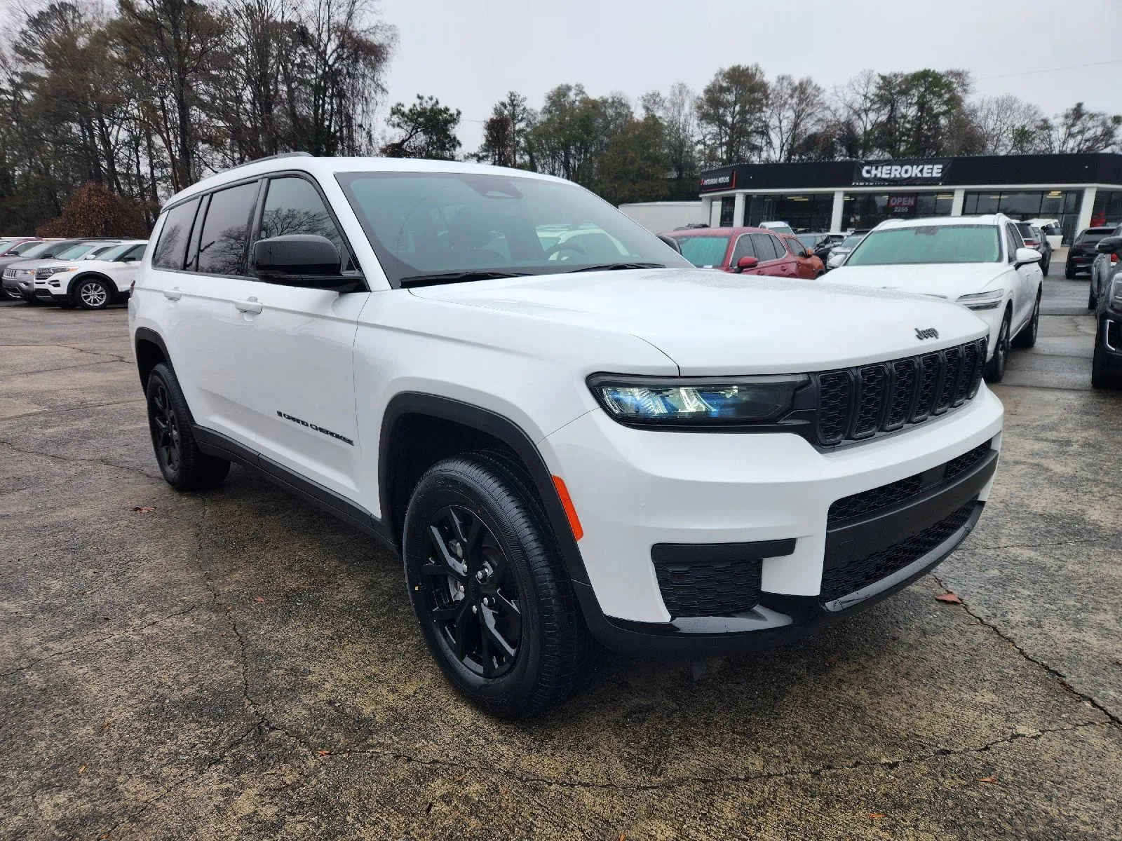 White 2024 Jeep Grand Cherokee L Altitude for sale in Canton, GA