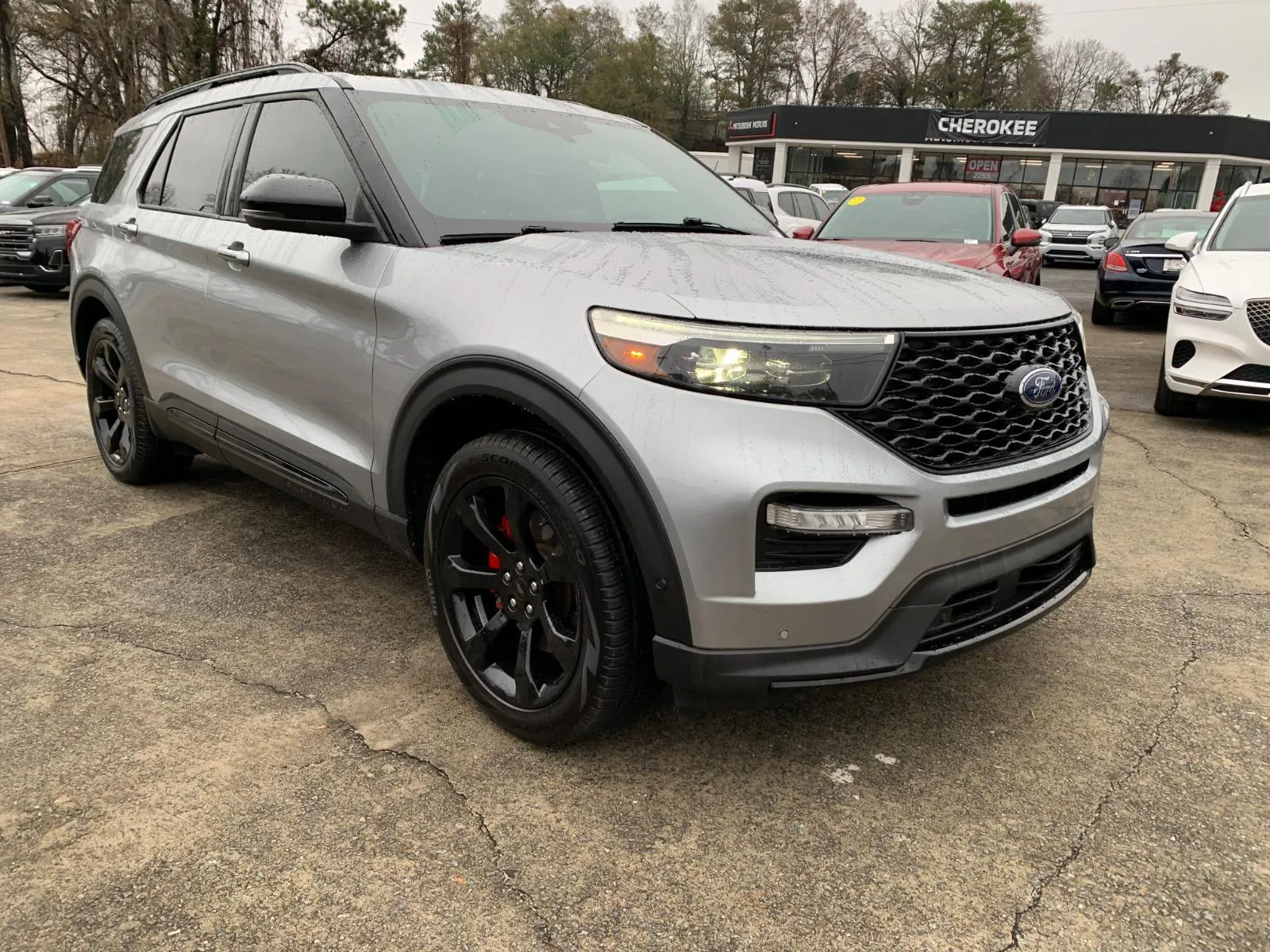 2020 Ford Explorer ST's photo