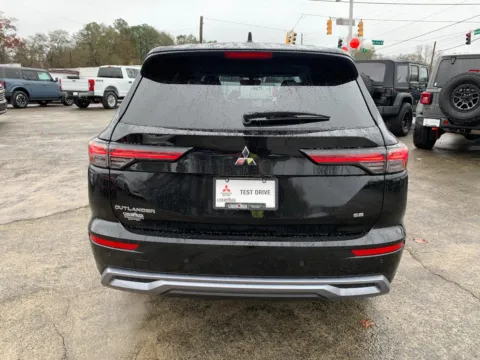 Another view of 2025 Mitsubishi Outlander SE for sale in Canton, GA at Cherokee Mitsubishi
