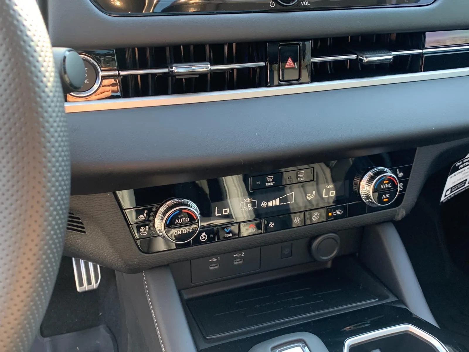 2026 Mitsubishi Outlander SEL - Photo 18