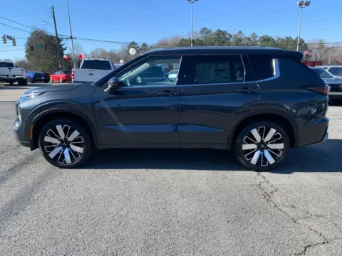 More photos of 2026 Mitsubishi Outlander SEL at Cherokee Mitsubishi, GA