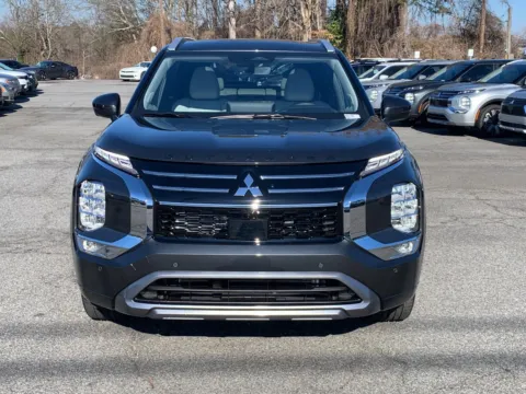 More photos of 2026 Mitsubishi Outlander SEL at Cherokee Mitsubishi, GA