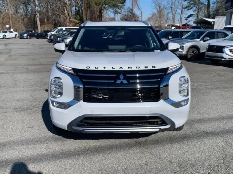 More photos of 2026 Mitsubishi Outlander SEL at Cherokee Mitsubishi, GA