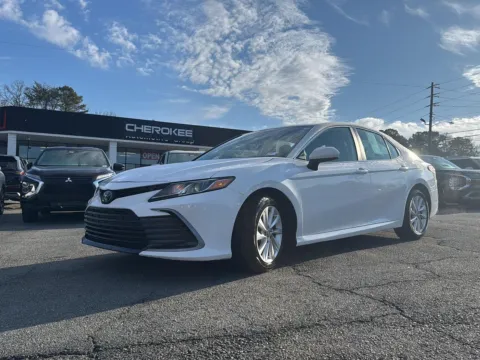 White 2024 Toyota Camry LE for sale in Canton, GA