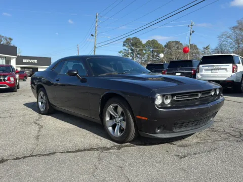 Black 2018 Dodge Challenger SXT for sale in Canton, GA