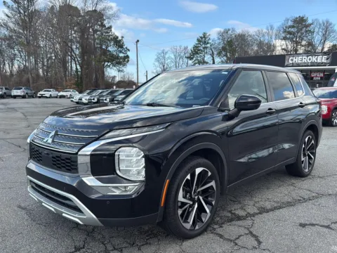 Another view of 2022 Mitsubishi Outlander SE for sale in Canton, GA at Cherokee Mitsubishi