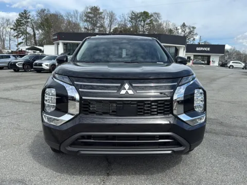 Photos of 2026 Mitsubishi Outlander ES for sale in Canton, GA at Cherokee Mitsubishi